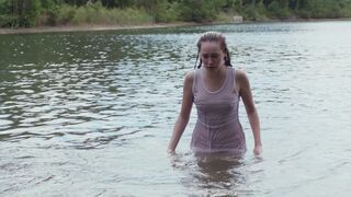 21. Алисия Дебнам Кэри