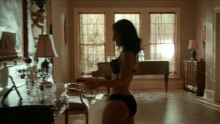 12. Голая Алекс Мауриелло фото 12. Алекс Мауриелло