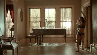 7. Голая Алекс Мауриелло фото 7. Алекс Мауриелло