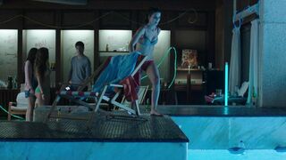 32. Ана Калдас