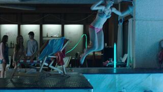 33. Ана Калдас
