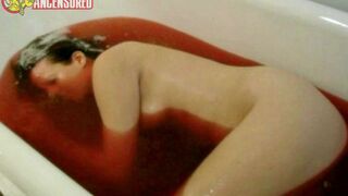 11. Анджела Лэндис